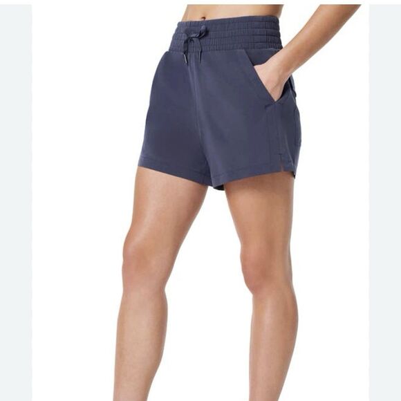 Spanx Out Of Office Size L Storm Gray Pull On Elastic Waist Athletic Shorts - Picture 1 of 7